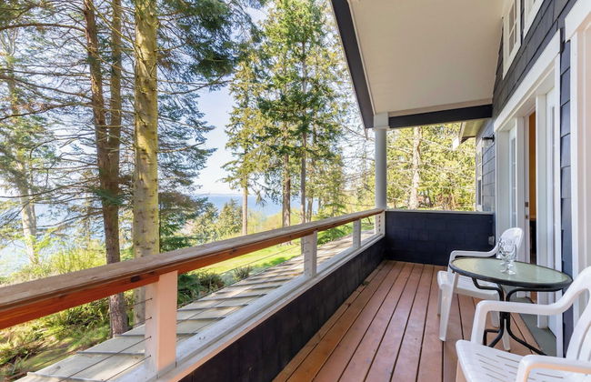 Westside Waterfront View Home - Avantstay Hot tub - Foto 31