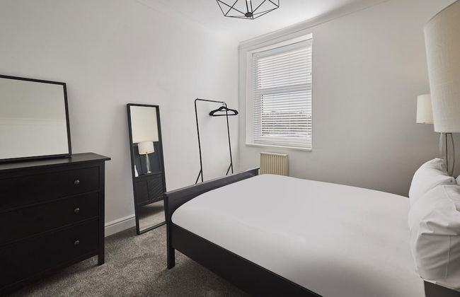 Host Stay Spring Cottage - Photo 11