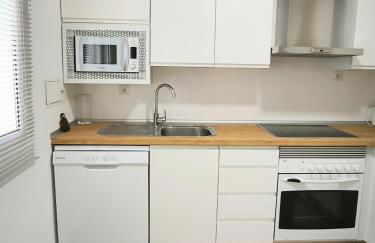 Las Torres del Centro by Alogest - parking opcional - Photo 15