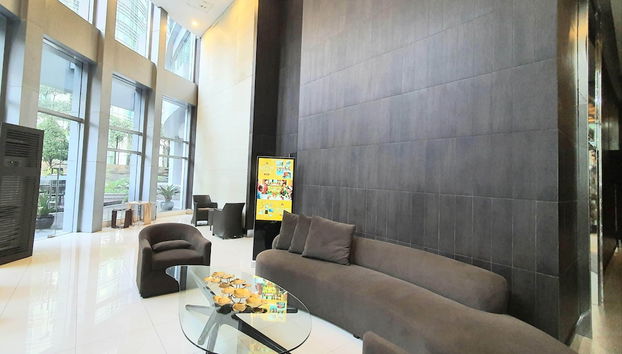 Coin salon dans le hall