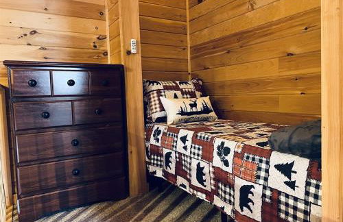 Peaceful Hideaway Treehouse near Little River Canyon - Foto 8