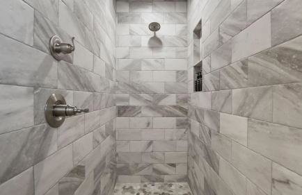 Sleeps 22, Lakefront w/ Private Dock & Pool, 2 Houses Lake Living by Avantstay - Foto 58