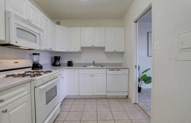 Upscale Apartments in Crystal City - Foto 51