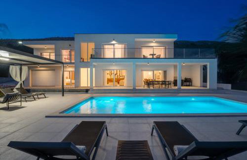 Villa Carmen with 5 en-suite bedrooms, 48 sqm pool, 8km from sea - Photo 38