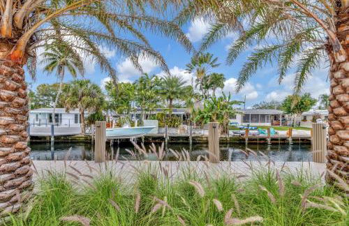 Waterfront Oasis w/ Enclosed Pool! - Foto 93