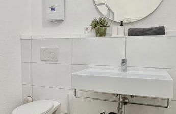 BEGE APARTMENTS DeskSide - Photo 57