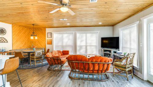 8 Mi to Ozark Folk Center Home with Hot Tub and Deck - Foto 3