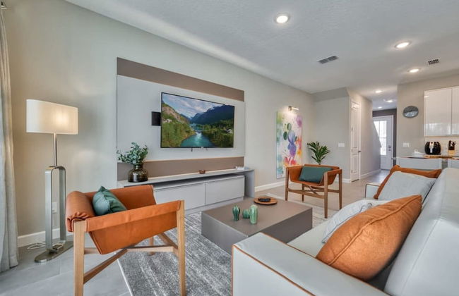 Super Spacious Near Disney With Private Pool - Photo 53