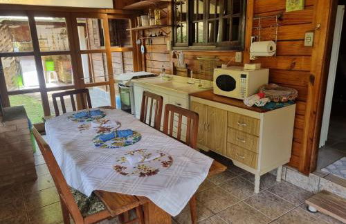 Sítio com Casa de Madeira com 2 quartos 100m2 px Centro de Salesópolis - Foto 6