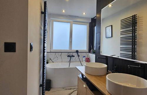 Maison proche du vieux Lille et de la citadelle avec place parking - Foto 25