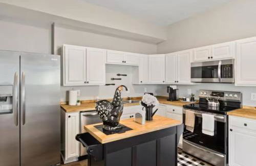 Chic 6BR Retreat:10 beds 3.5 Baths for Groups*ste - Foto 56