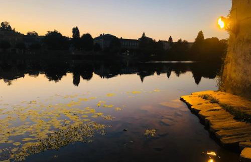 Gite Coccinelle in the medieval town of Confolens - Foto 42