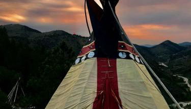 Raven's Ridge Luxurious Tipi in Golden, Colorado - Foto 2