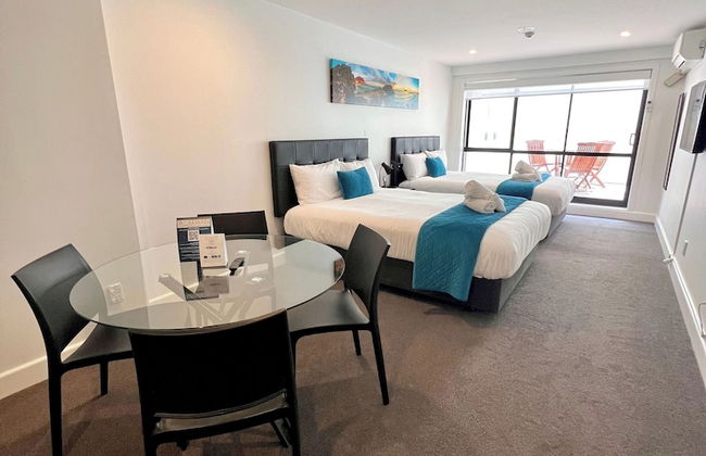 6 on Adams - Foto 24