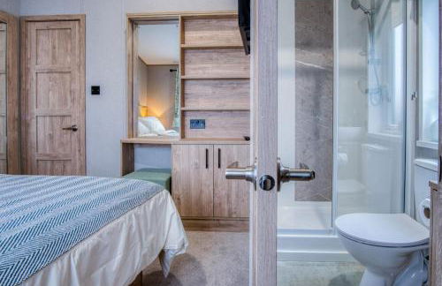 Carn Springs Lodge - 3 Bed - Devonshire Dr - Tenby - Photo 48