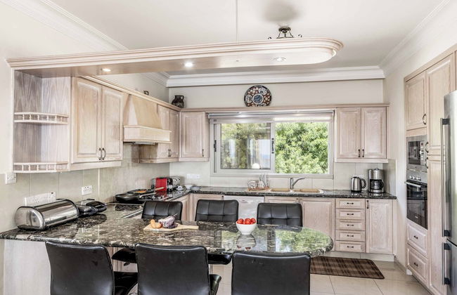 Katina Beach Villa - Foto 13