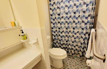 Modern 2BR2BA Extended Stay Discounts - Foto 11