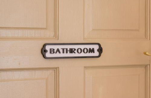 Snug Cotswolds Farm Cottage - The Henloft - Foto 23