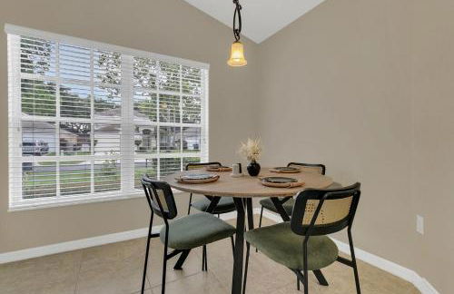 Dream Stay Orlando with a pool and home theater - Photo 27