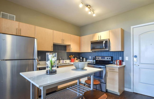 Plano Urban 2BD 2BA Apartment - Foto 14