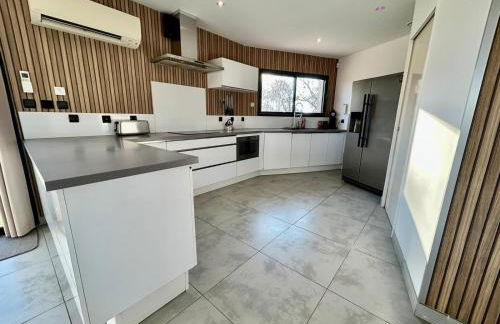 Maison moderne au calme avec billard, jacuzzi, bain à remous, piscine, Babyfoot - Foto 23