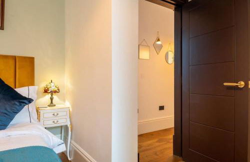 Warm Beachfront Getaway with Winter Ocean Views & Parking - Foto 12