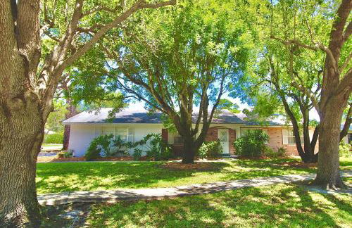 Coastal Village Retreat - Photo 3