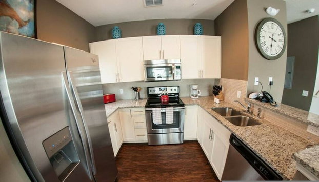 3 Bedroom townhouse fits 8, 10' to Disney parks! - Foto 4, Habitación