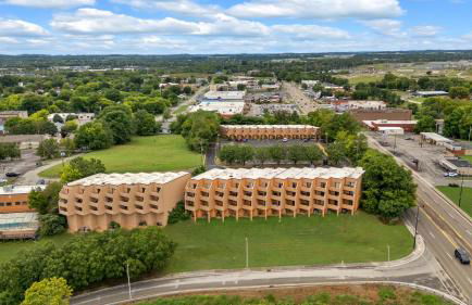 Full Furnished Downtown Maryville Condo - Photo 13