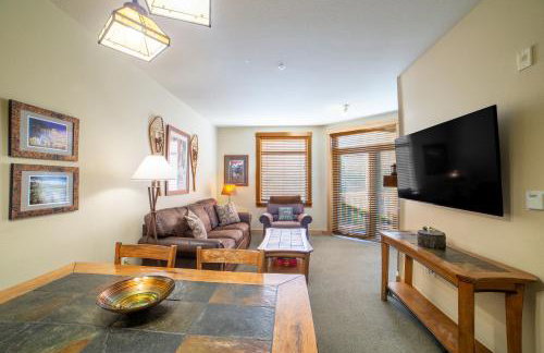 Ski in/Out 1B/1BA w/ View - Pool, Jacuzzi, Parking - Foto 16