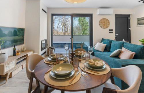 Charming Villa Harmonia with Heated pool and Indoor Jacuzzi surrounded by nature - Photo 50