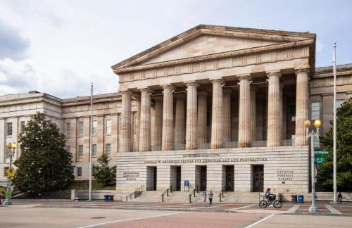 Penn Quarter 2BR w Gym Pool nr National Mall WDC-167 - Foto 30