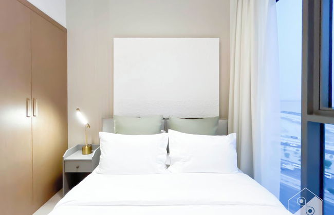 Gorgeous 1B Apt With Balcony in Azizi Fawad - Photo 6