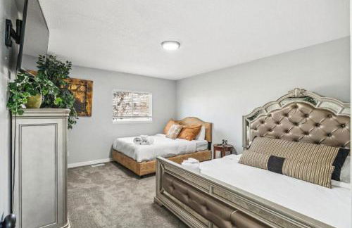 All New! Convenient Location! Sleeps 6 - Foto 22