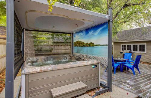 615 Ash Avenue - Modern Retreat w Hot Tub - Foto 32