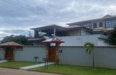 Casa alto padrão a 100 metros da praia brava - Foto 3