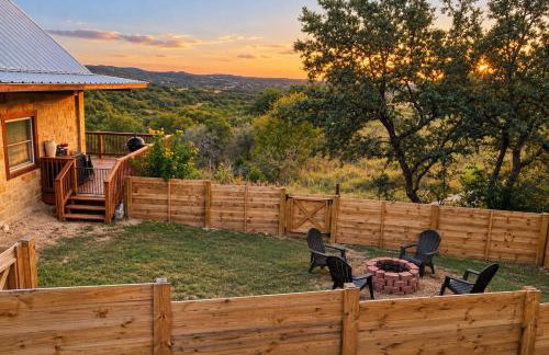 RUSTIC BLUEBONNET CABIN With VIEW BY HIDDEN FALL PARK - Photo 17
