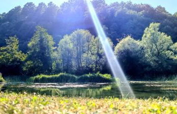 SMARAGD RIVER near Rastoke & Plitvice Lakes - Foto 6