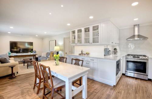 90 Walk Score, Steps to Beach, Dining - Foto 2