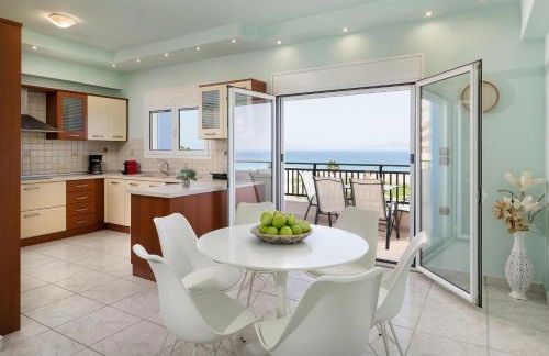 White&Blue Beachfront Luxury Suite - Foto 22