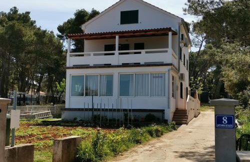 Apartments by the sea Susica, Ugljan - 3462 - Photo 3