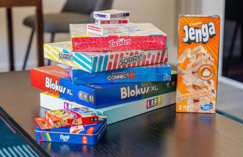 Sparkling Pool Retreat Near Legacy West by Vacation Your Way - Foto 25