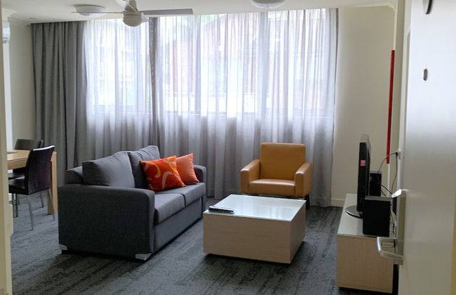 Hotel Diana South Brisbane - Photo 18