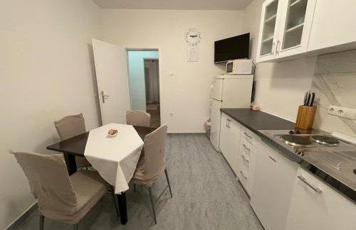 Apartments TOM - Photo 25