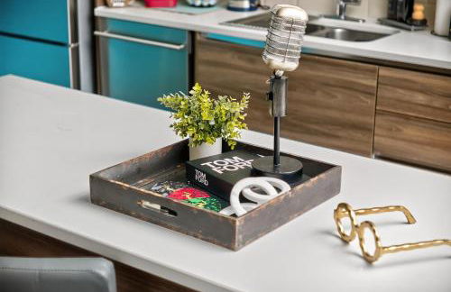 Spacious 1BR loft with flexible group sleeping - Foto 15