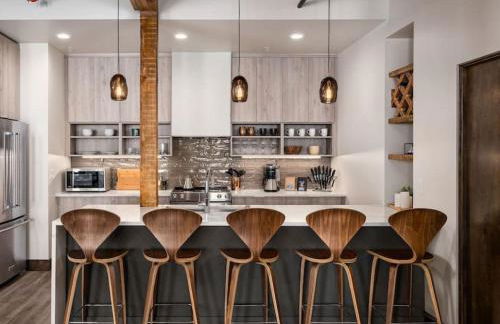 Executive Suite with King Bed and Fast Wi-Fi - Foto 2