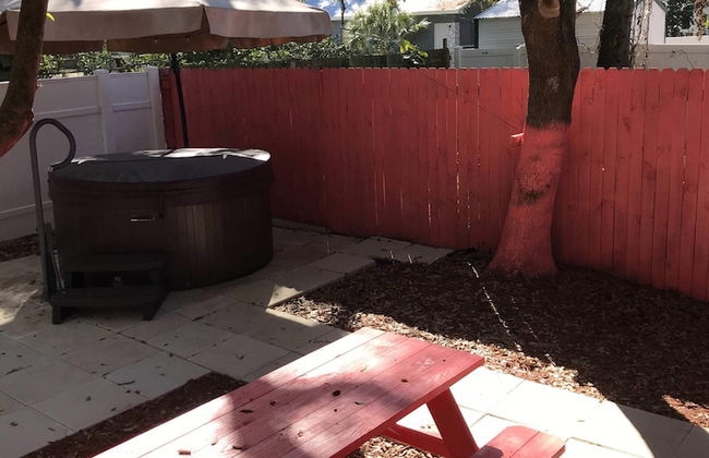 Cute Cozy Bungalow Down Town Jacuzzi - Foto 28