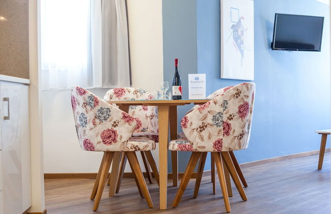 Sunny Days Hotel Apt - Photo 80