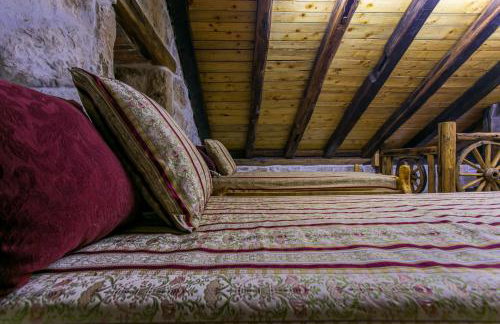 Stonehouse Marina - Estate With A Two Private Pools - Photo 29