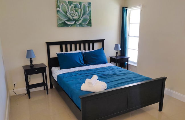 Sunny Isles Apartments by MiaRentals - Photo 7